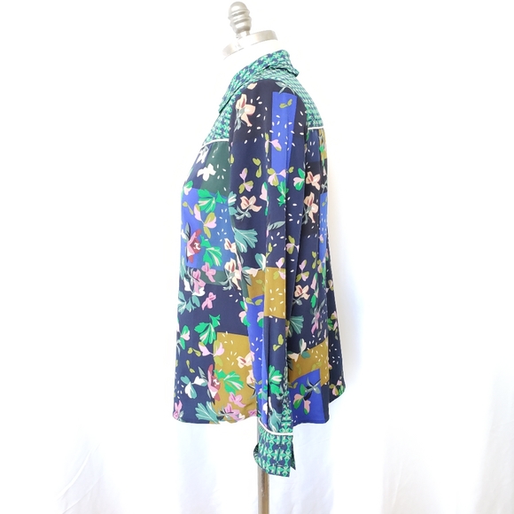 CABI Button up top multi print button up blouse - Picture 2 of 6